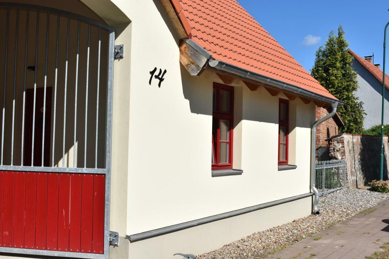 Apfelhof Biesenbrow Apartment Exterior foto